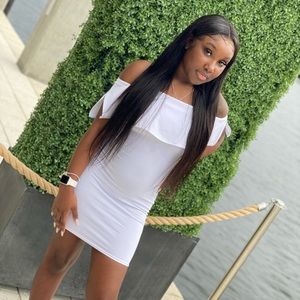 Meet your Posher, Kiana